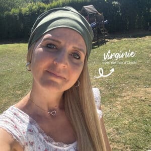 Virginie avec sa prothèse capillaire partielle réalisée avec ses propres cheveux